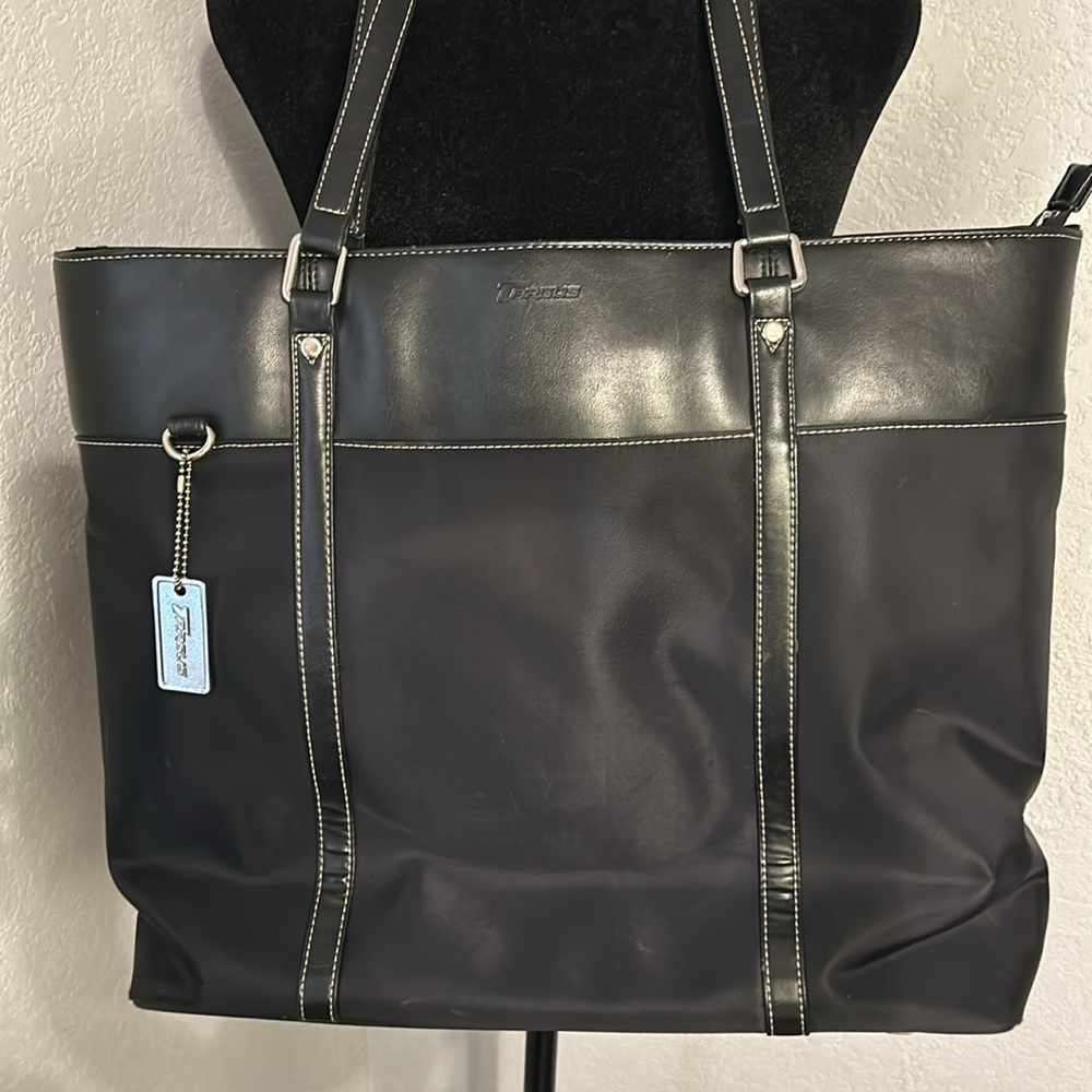 Targus Laptop Bag